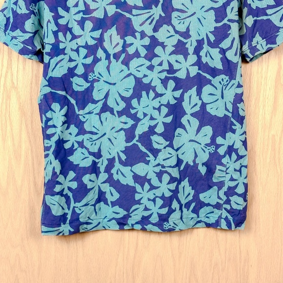 Tommy Bahama Polo Shirt Blue Floral Hawaiian Print - Picture 8 of 11